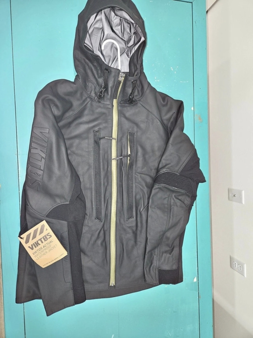 NWT Viktos Actual WP Leather Jacket Black SZ SM